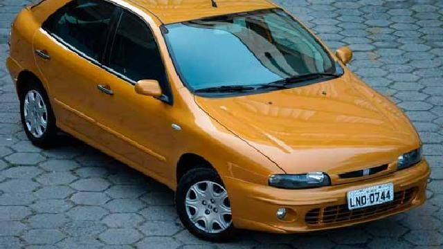 Foto do Carro Fiat Brava ELX 1.6 16V Câmbio Manual 2002